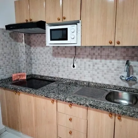 Amarilla 202 * קוסטה דל סילנסיו