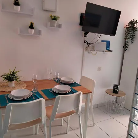 Amarilla 202 Apartment *